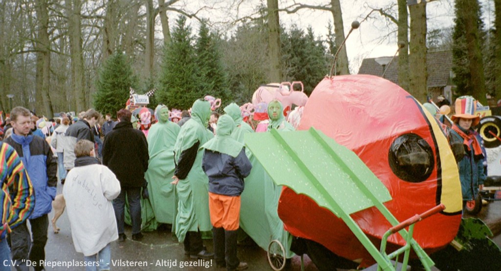 Imm016 Piepenplassite